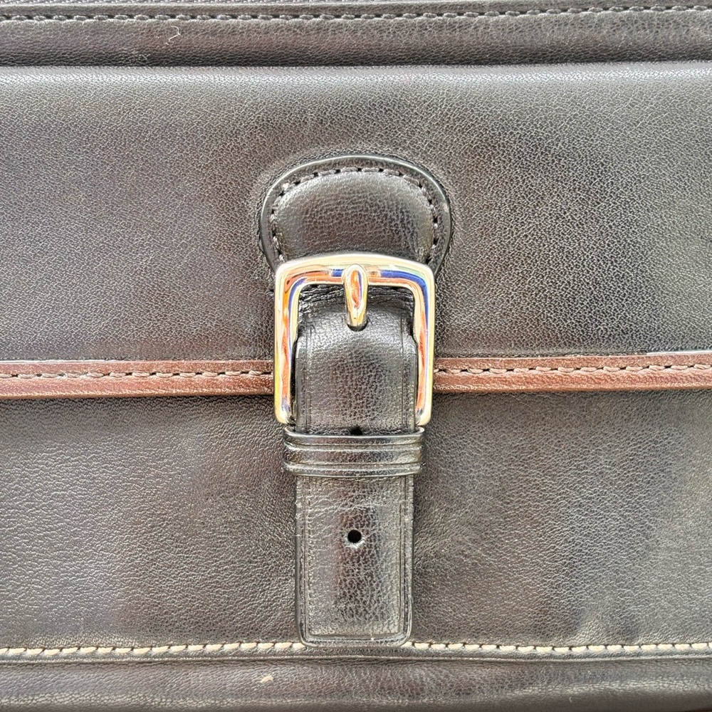 COACH SoHo Vintage Black & Brown Leather Wristlet - Picture 2 of 11